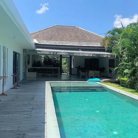 Charming 3 Bedroom Villa In Seminyak By Nami Bali